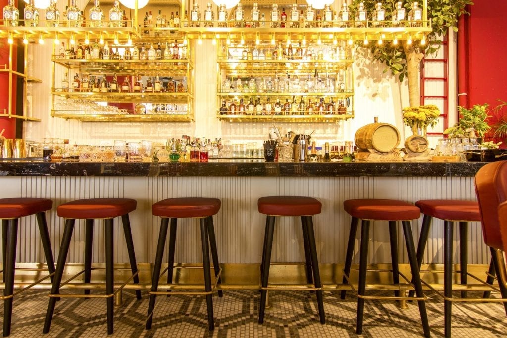 Tips To Glamorise Your Bar On A Budget this Winter